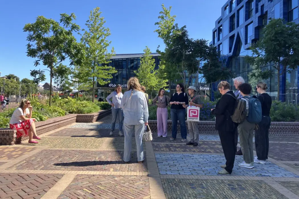 Nieuwe Waterloop met Delftse ambtenaren